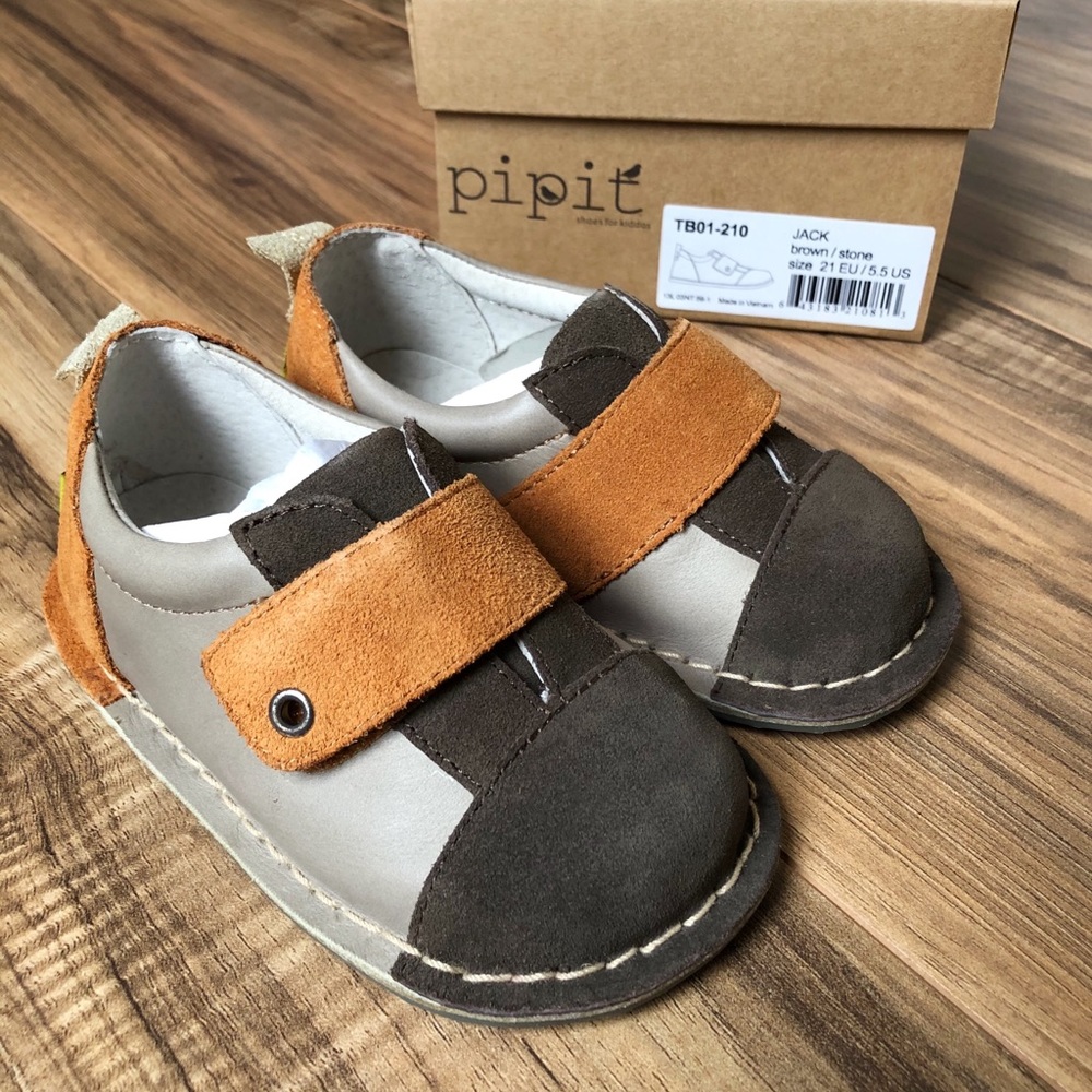Pipit Jack Suede Shoe in Brown & Stone